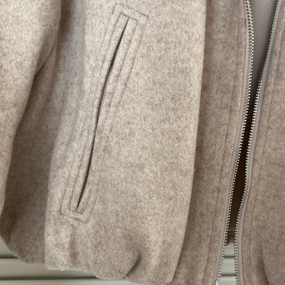 Jacket - Picture 4 of 10